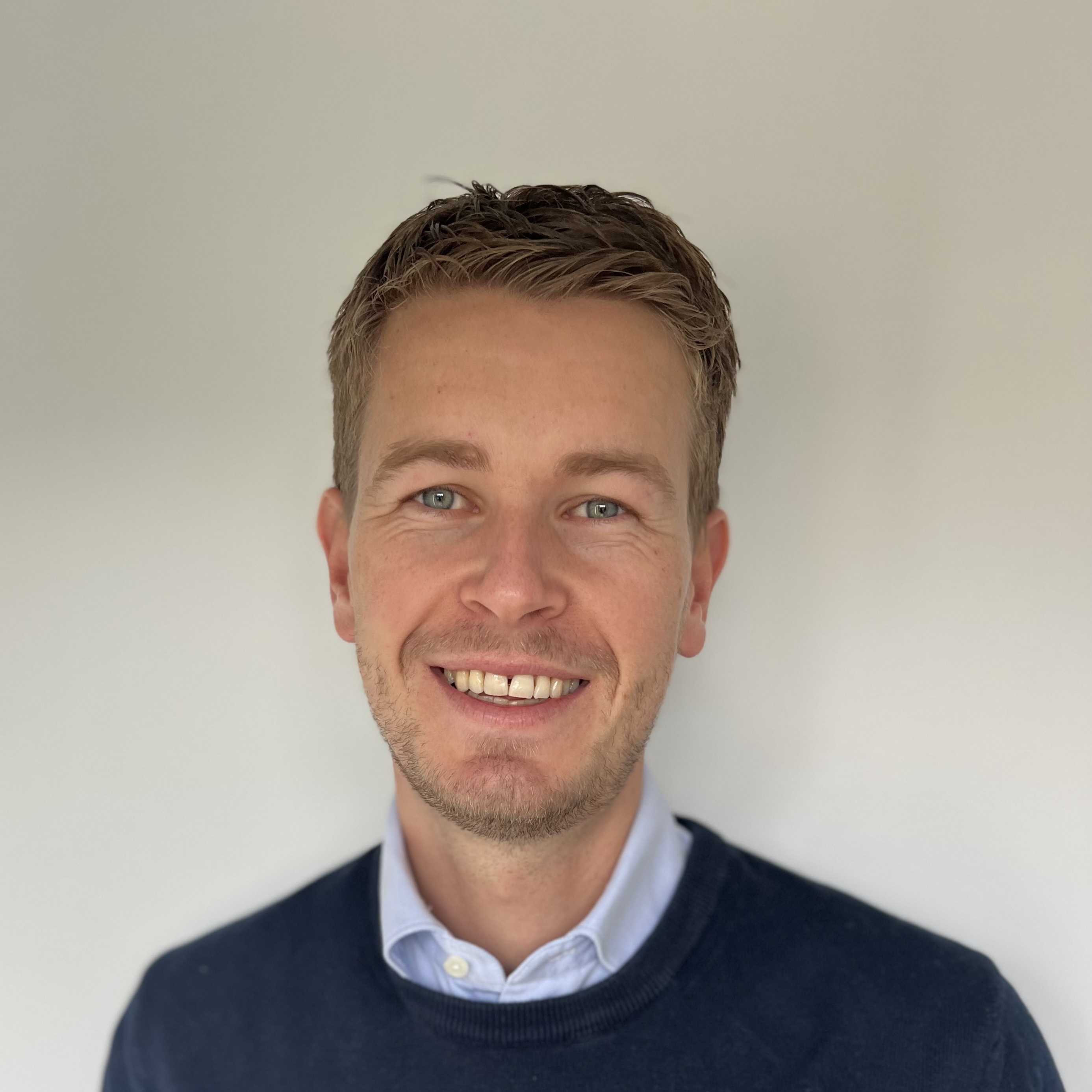 Portretfoto van Robbert Beilo